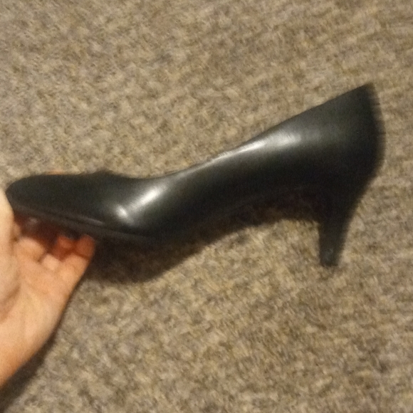 2 inch heels - Picture 2 of 2